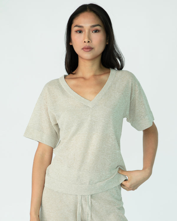 The Loose Short Sleeve Crop (V-Neck) - Hay Day